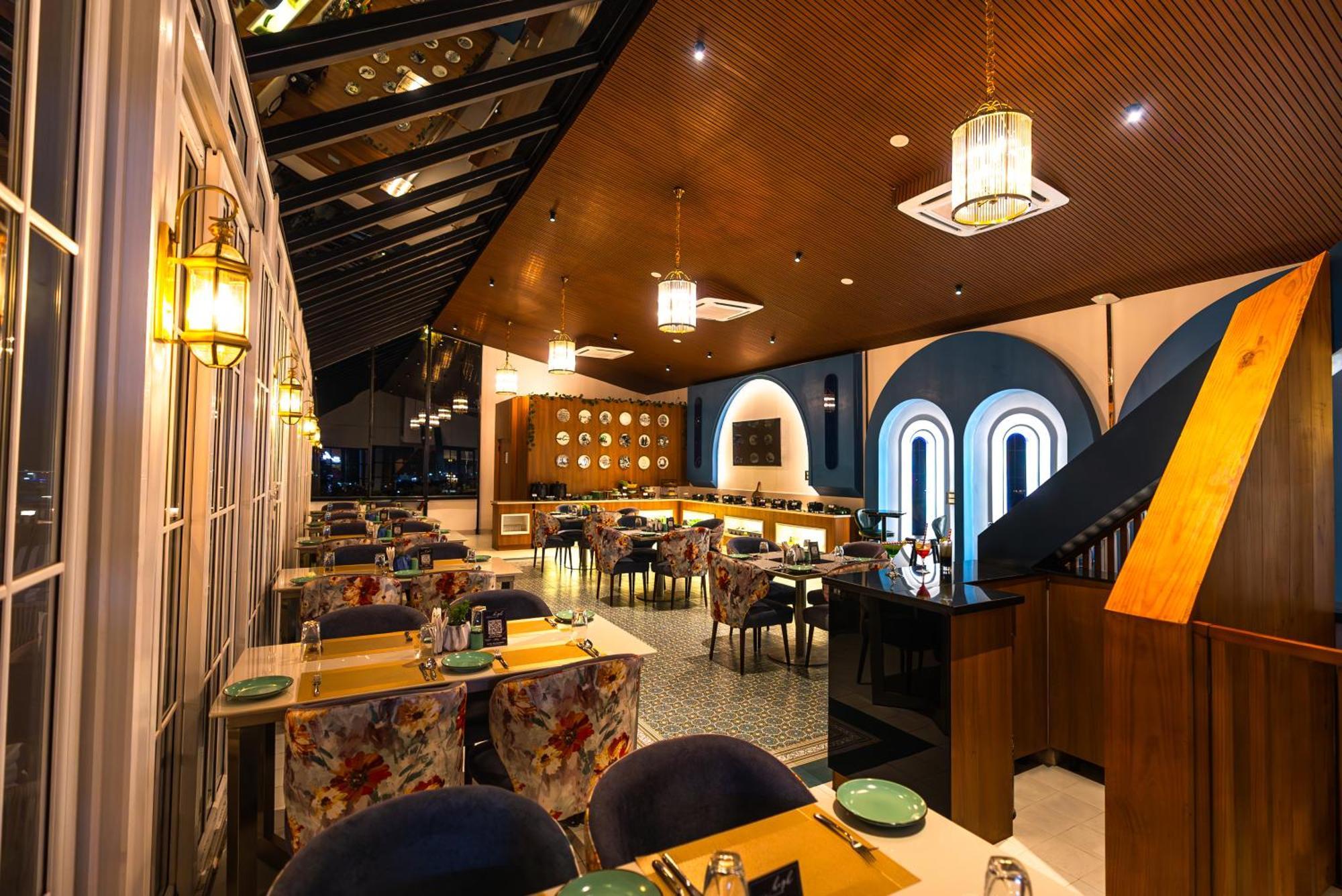 Clarks Inn Express, Rishikesh Exterior photo